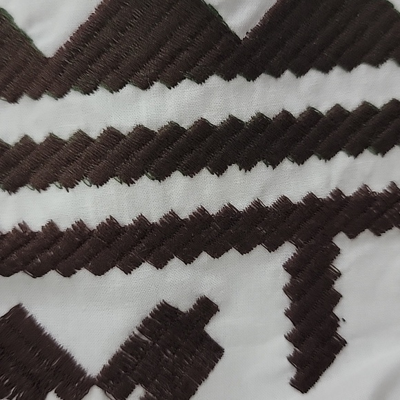 Julia Amory Scalloped Hem Caftan Dress in Brown Extra Small - Picture 4 of 4